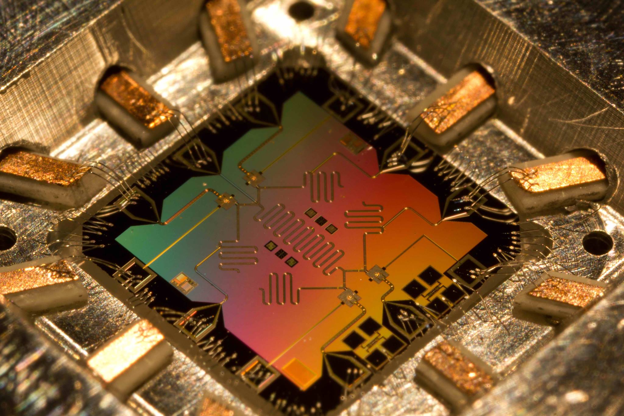Quest Lecture: What is a Quantum Computer?